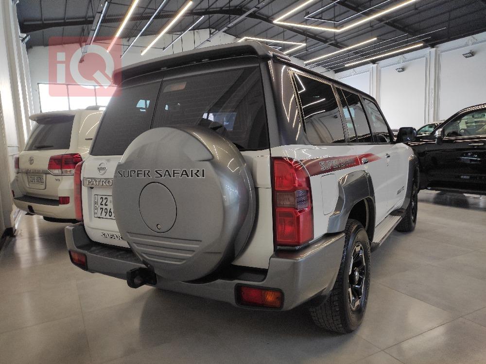 Nissan Patrol Safari